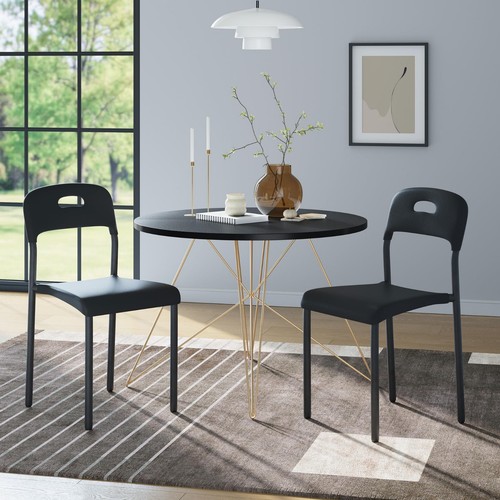 Set stackable plastic - of,